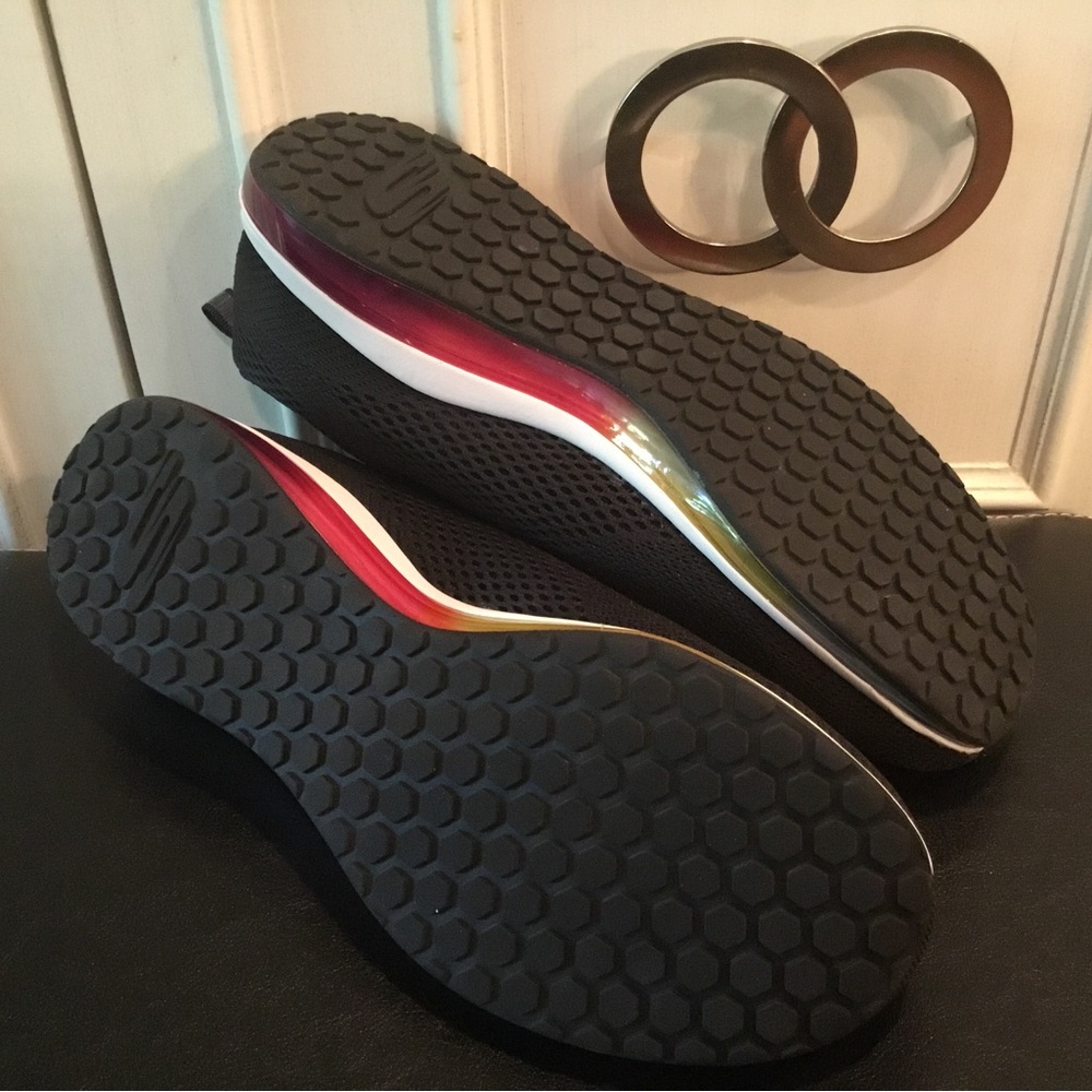 NWOT Skech-Air Air Cooled Sneakera